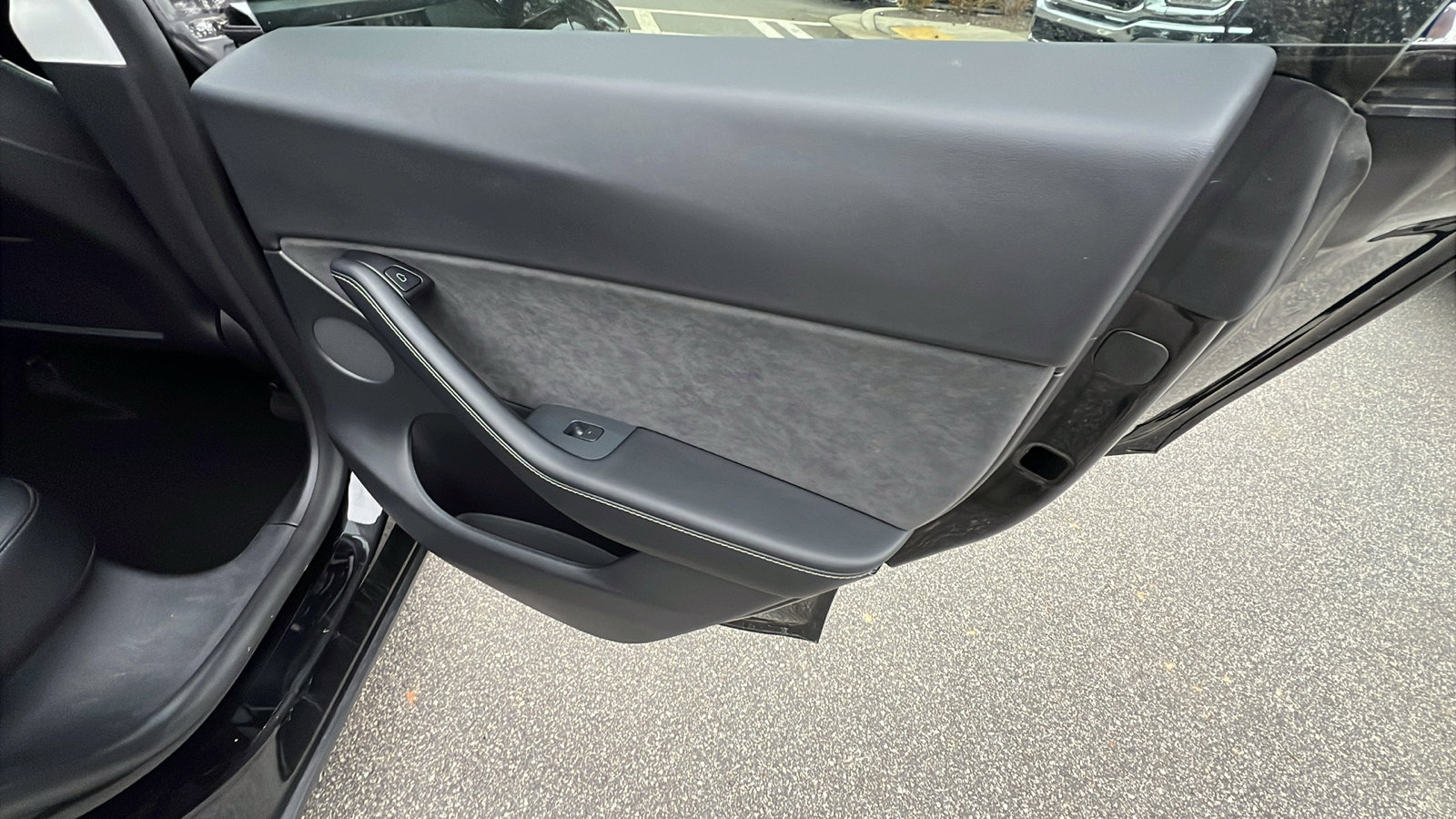 Used 2021 Tesla Model Y Long Range image 20