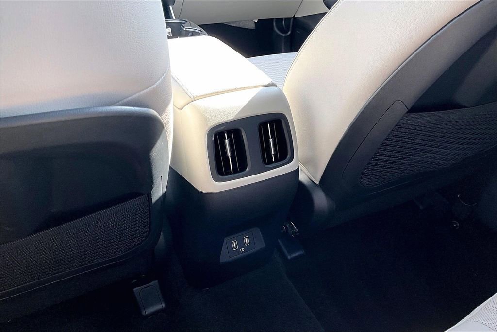 Used 2023 Hyundai Tucson Limited image 33