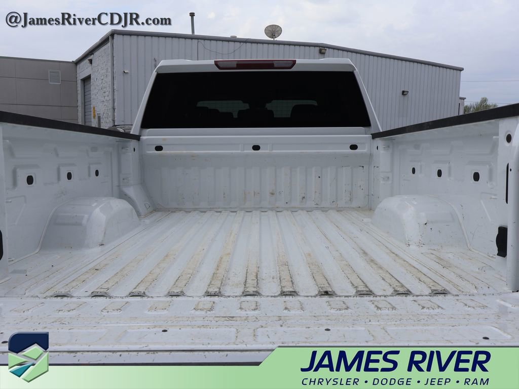 Used 2025 Chevrolet Silverado 2500 LT w/ Convenience Package image 14