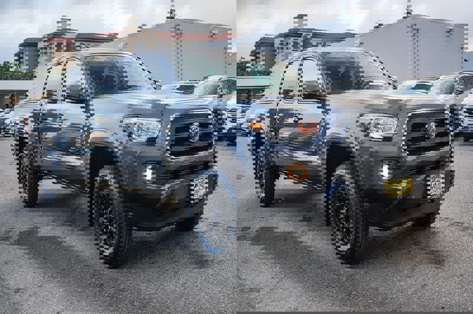 Used 2022 Toyota Tacoma SR5 image 3