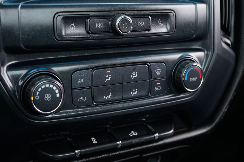 Used 2018 Chevrolet Silverado 3500 W/T RWD image 28