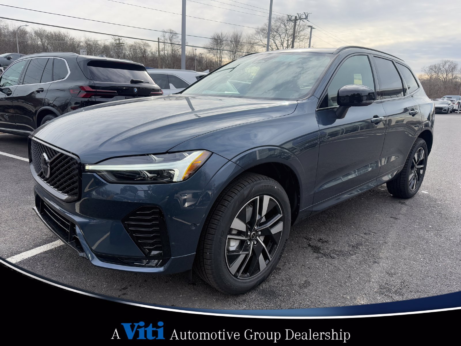 Used 2026 Volvo XC60 B5 Plus w/ Protection Package Premier AWD/4WD image 4