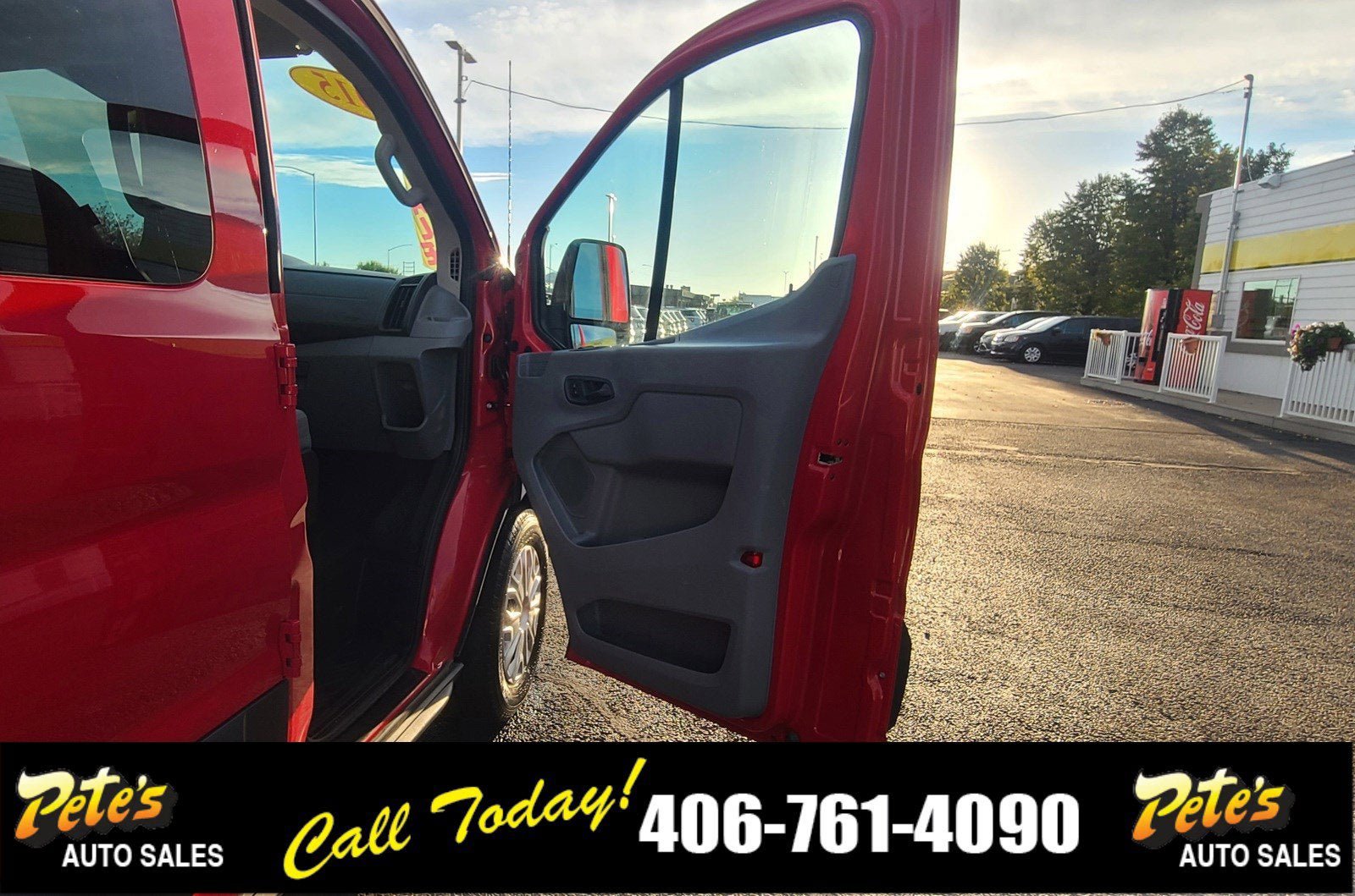 Used 2015 Ford Transit 150 XLT RWD image 14
