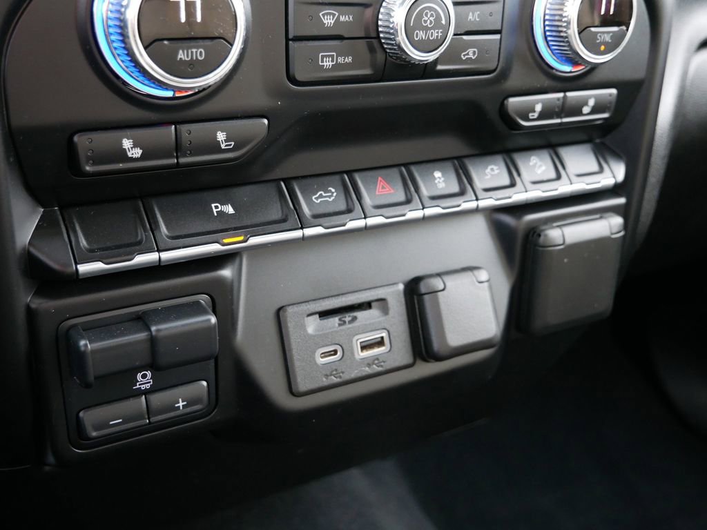 Used 2020 GMC Sierra 2500 SLE w/ SLE Convenience Package AWD/4WD image 25