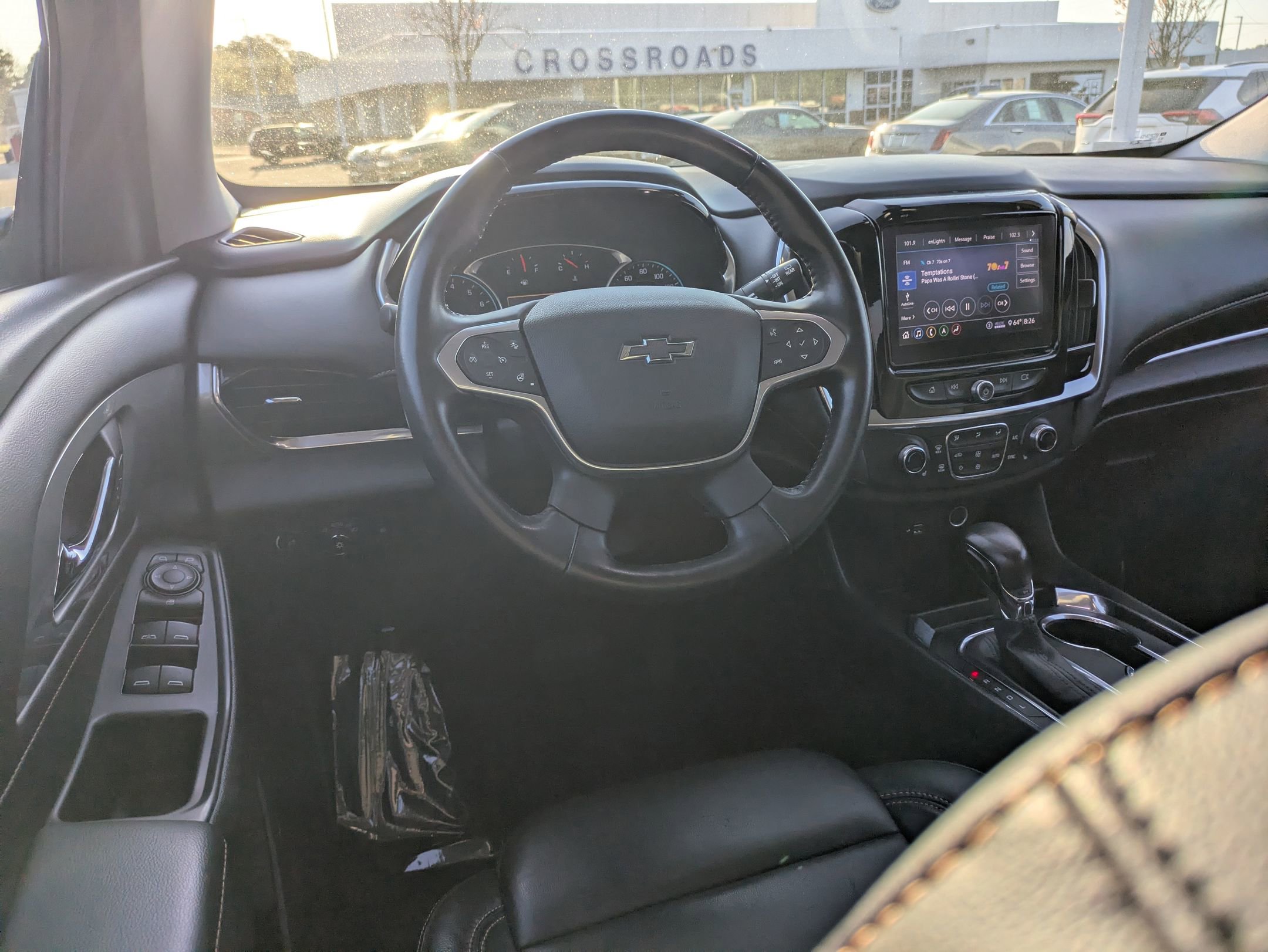 Used 2021 Chevrolet Traverse RS image 33