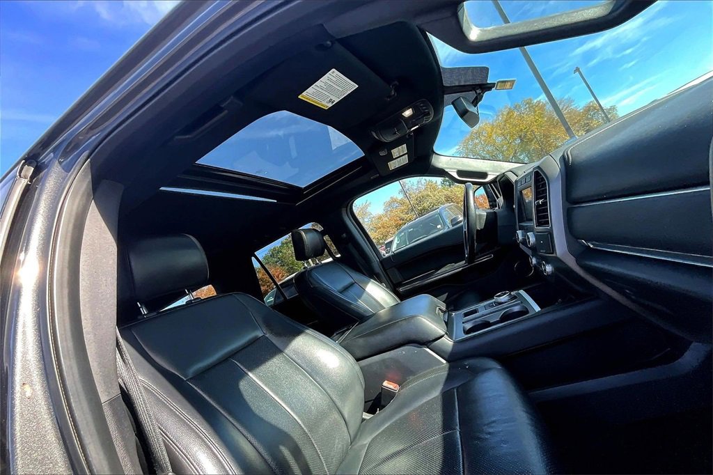 Used 2019 Ford Expedition Max XLT w/ Equipment Group 202A image 28