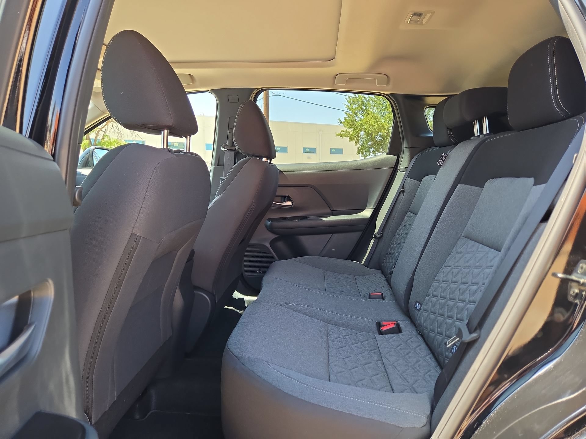 Used 2026 Nissan Kicks SV w/ SV Premium Package AWD/4WD image 13