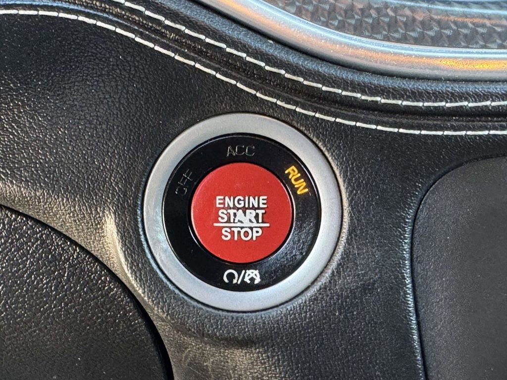 Used 2022 Dodge Charger SRT Hellcat w/ Harman/Kardon Audio Group RWD image 9
