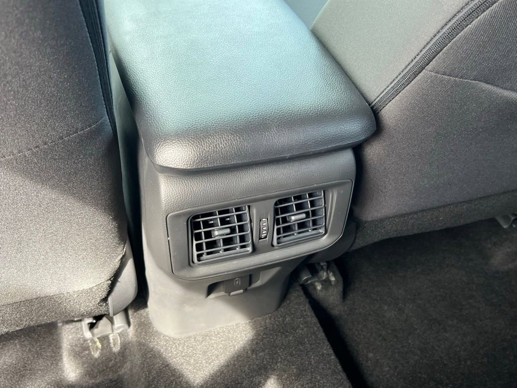 Certified 2025 Toyota RAV4 LE AWD/4WD image 18