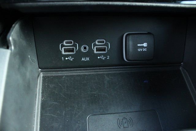 Used 2024 Jeep Grand Cherokee Laredo image 19