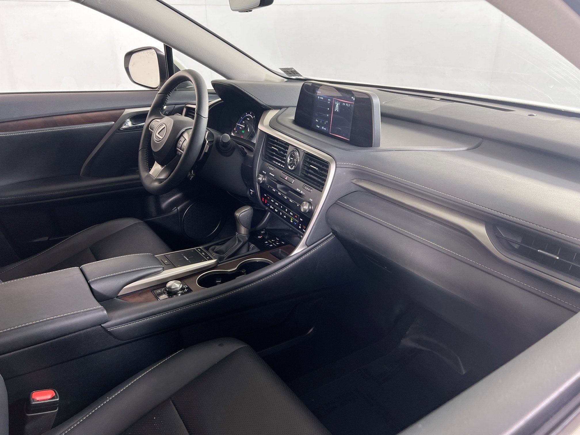 Used 2022 Lexus RX 450h AWD w/ Premium Package image 28