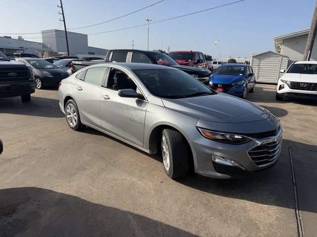 Used 2023 Chevrolet Malibu LT FWD image 3