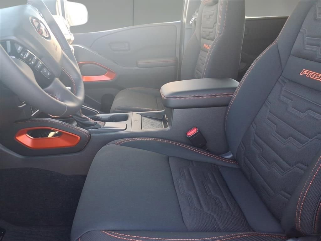 New 2026 Nissan Frontier Pro-X w/ Pro-X Convenience Package image 11