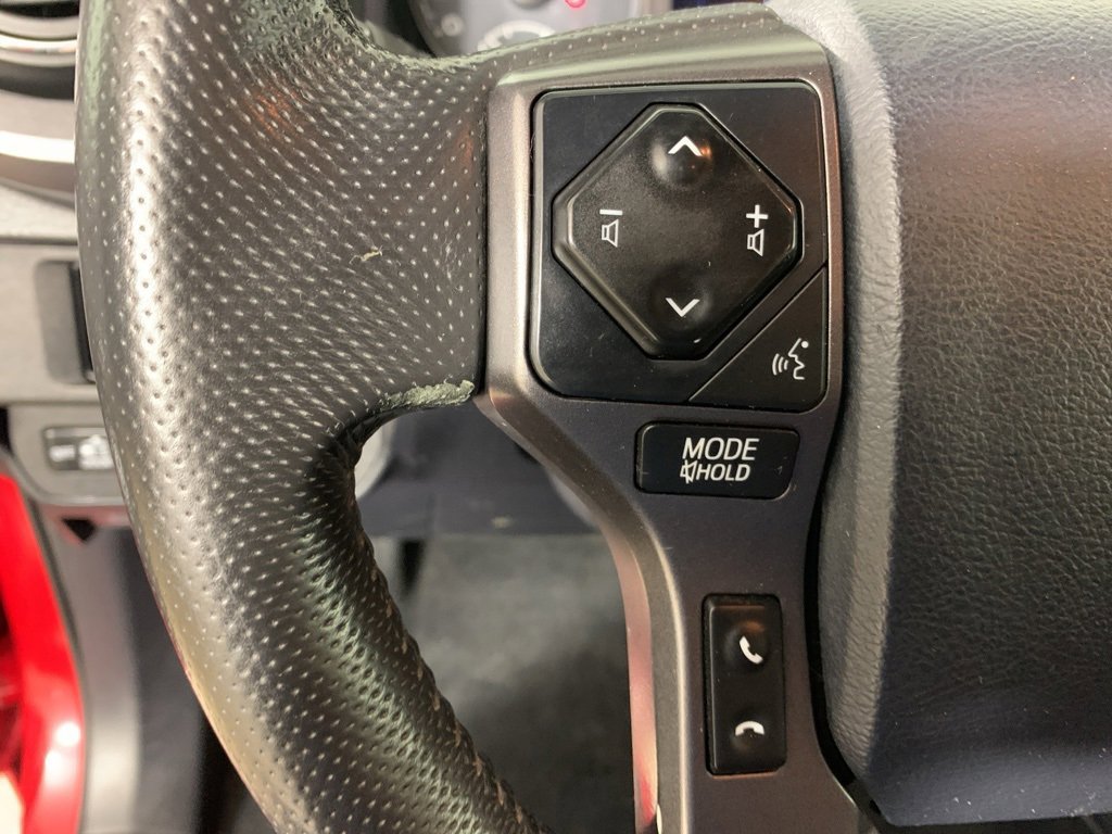 Used 2019 Toyota Tacoma TRD Sport image 19