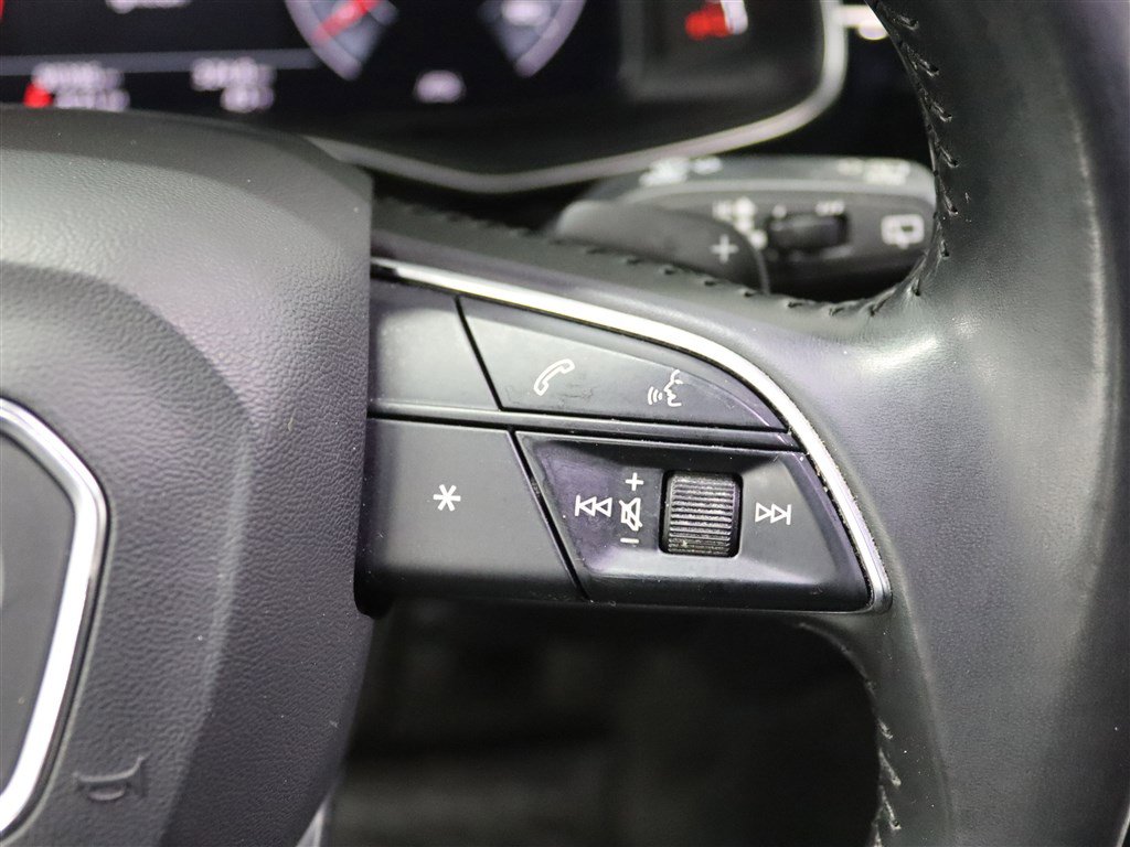 Used 2020 Audi Q7 3.0T Prestige w/ Prestige Package image 35