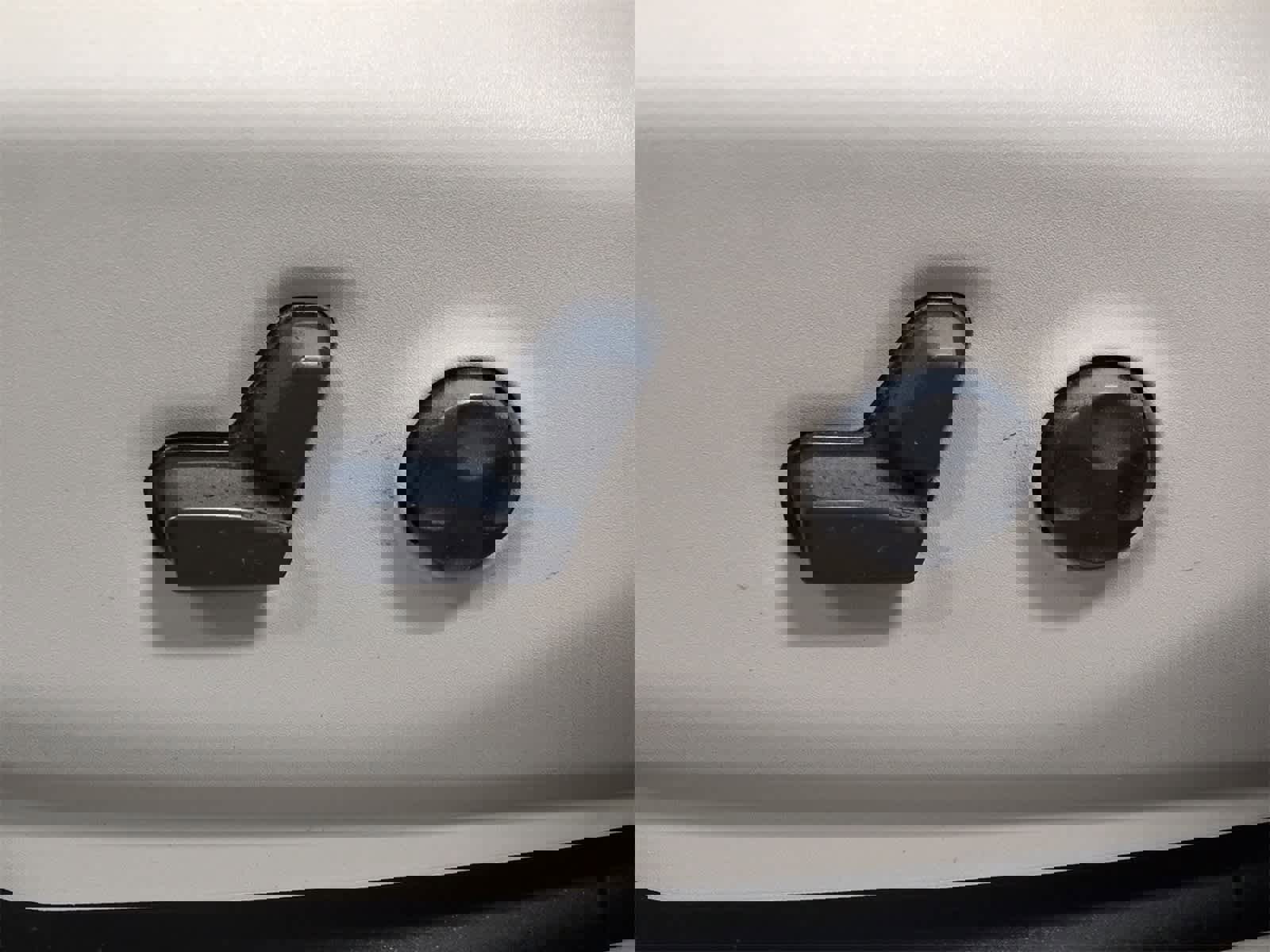 Certified 2017 Chrysler Pacifica Limited image 19