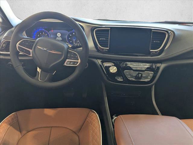 New 2026 Chrysler Pacifica Pinnacle image 12