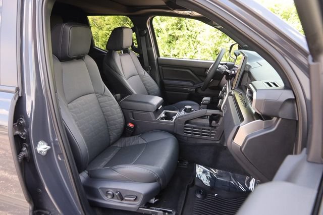 Used 2025 Toyota Tacoma TRD Sport w/ TRD Sport Premium Package AWD/4WD image 30