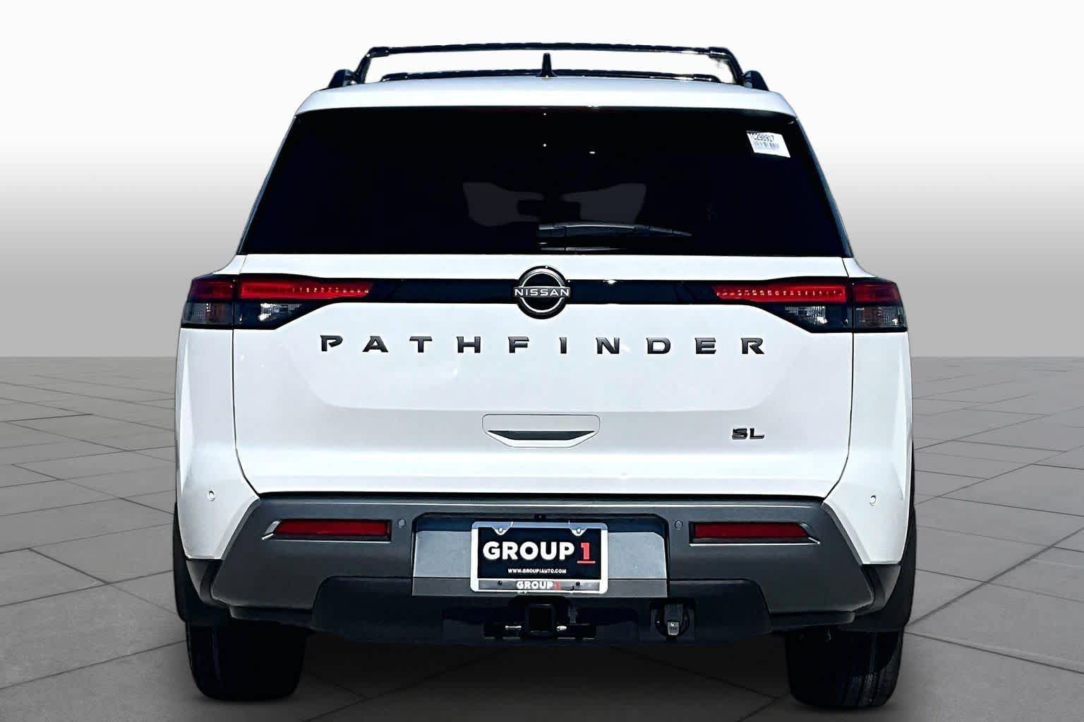 New 2026 Nissan Pathfinder SL FWD image 4
