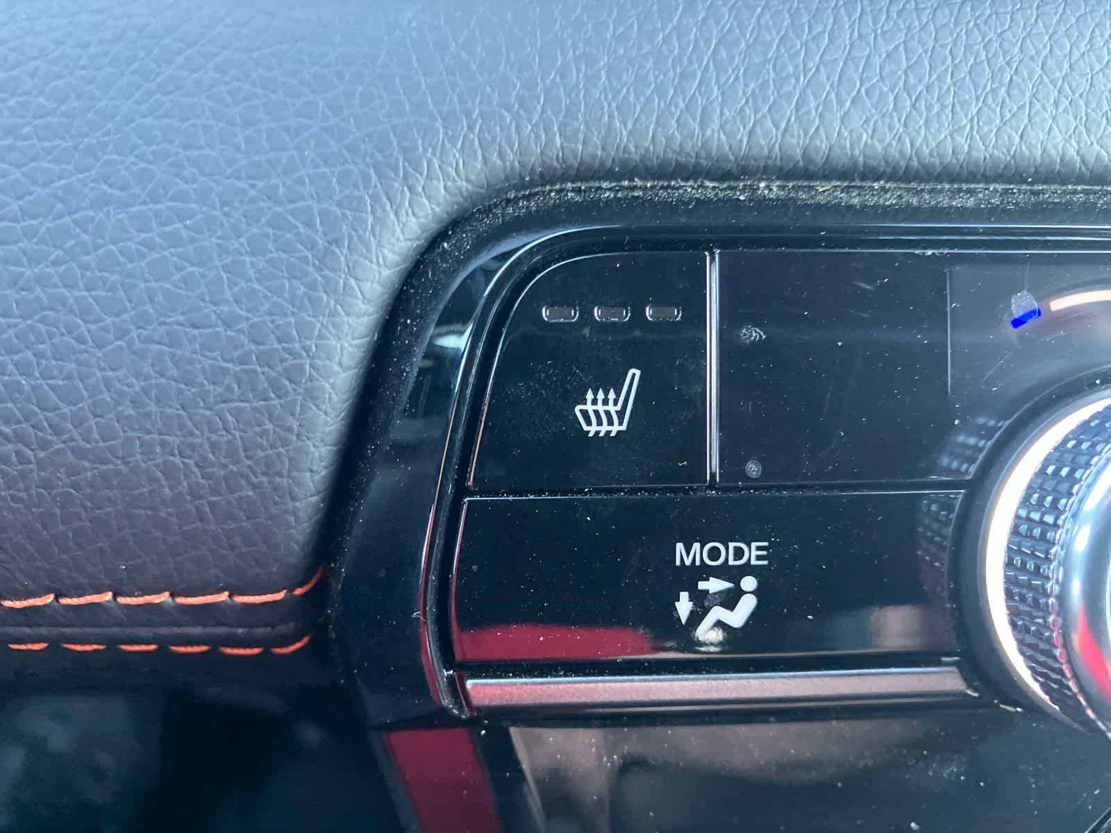 Used 2025 Honda Pilot TrailSport image 29