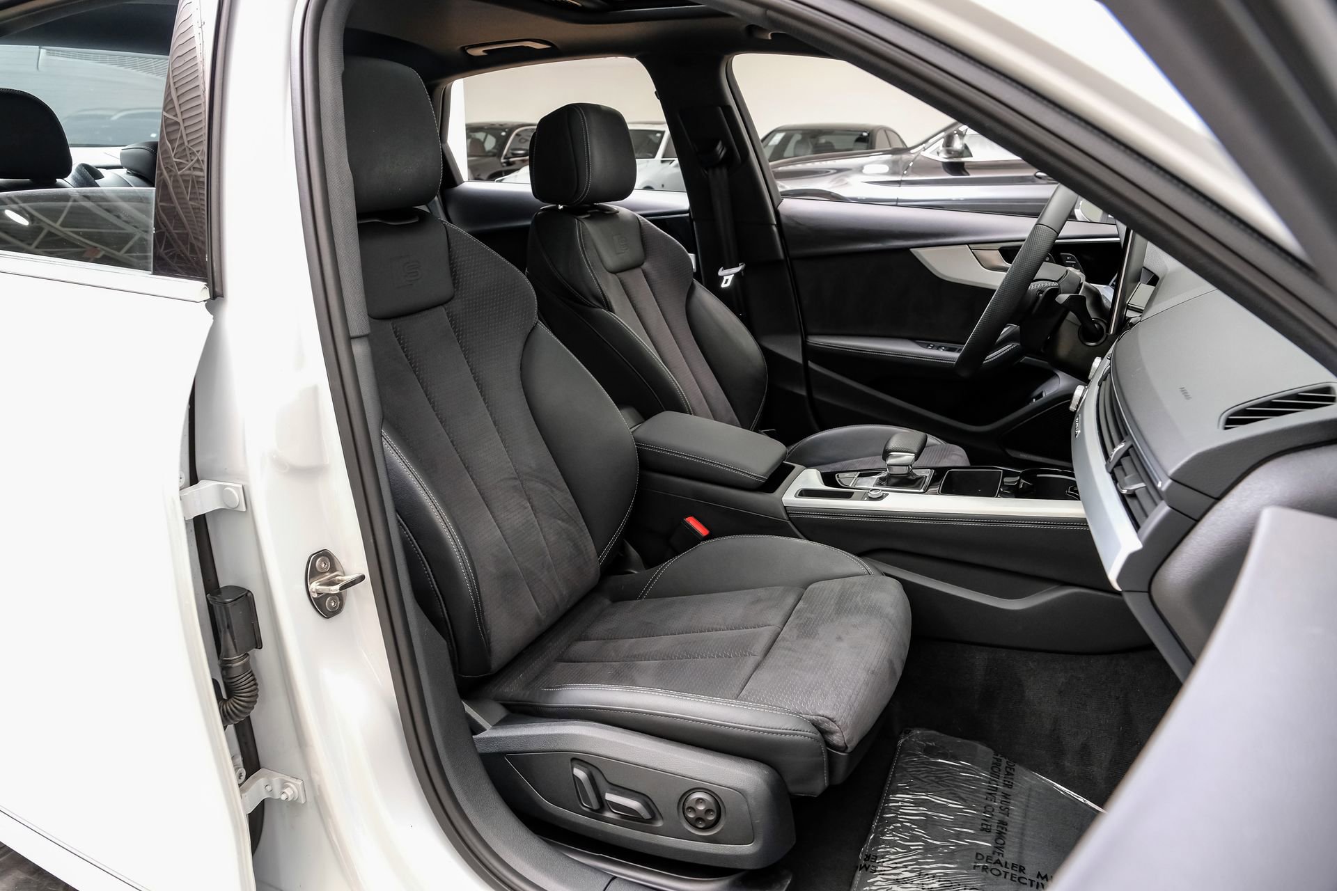 Used 2024 Audi A4 2.0T Premium Plus w/ Premium Plus Package image 38