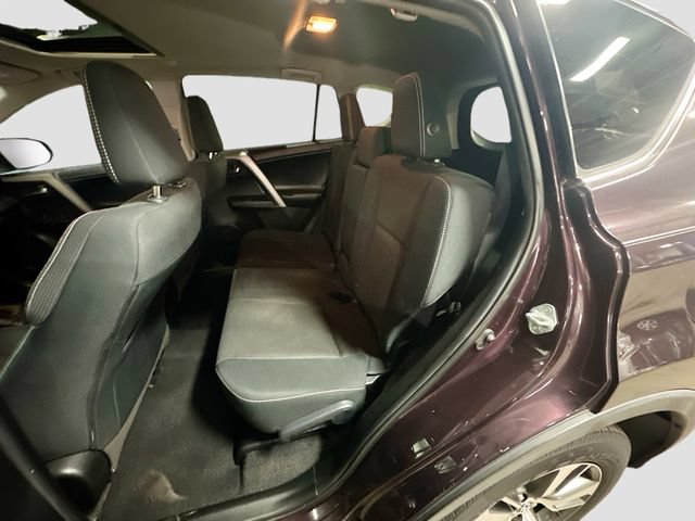 Used 2018 Toyota RAV4 XLE FWD image 25