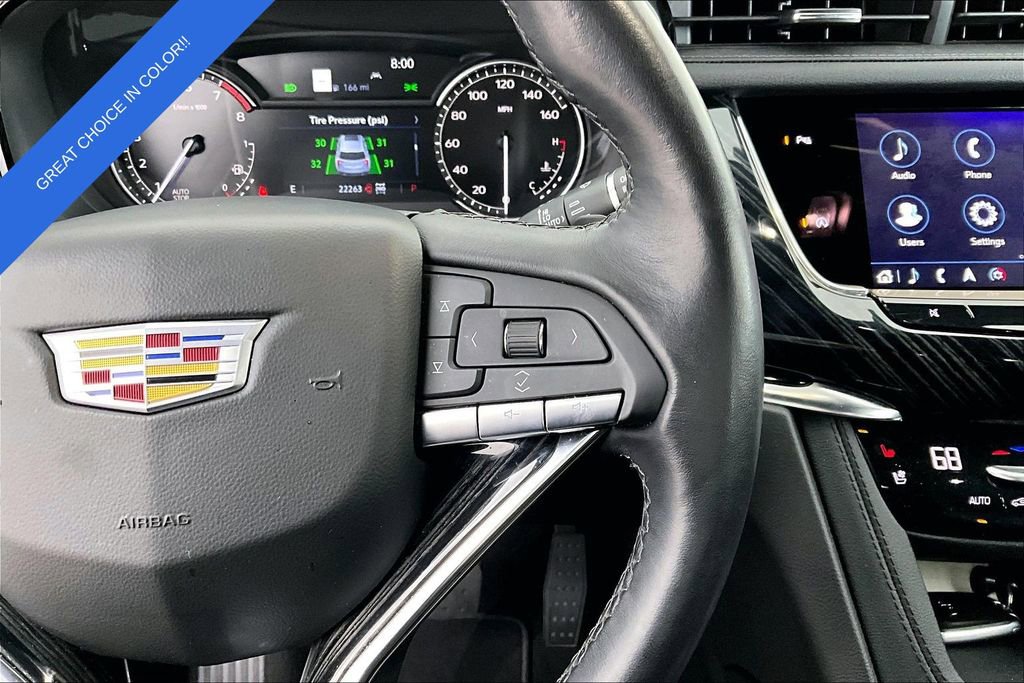 Used 2025 Cadillac XT6 Premium Luxury image 28