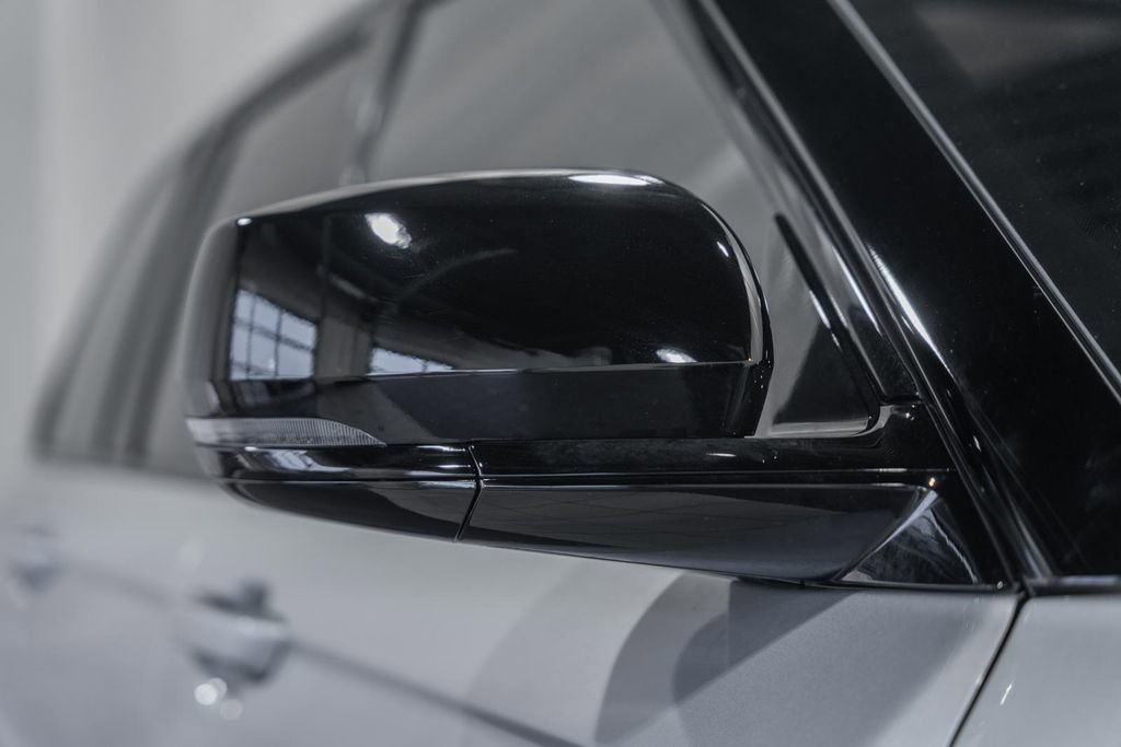 New 2025 Jeep Grand Cherokee Limited image 15