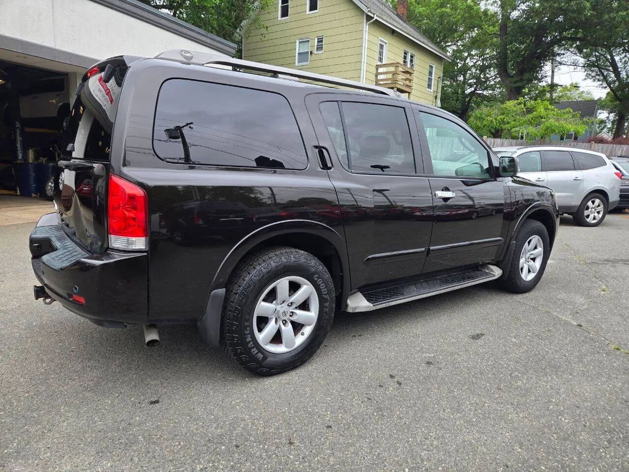 Used 2012 Nissan Armada SV image 46