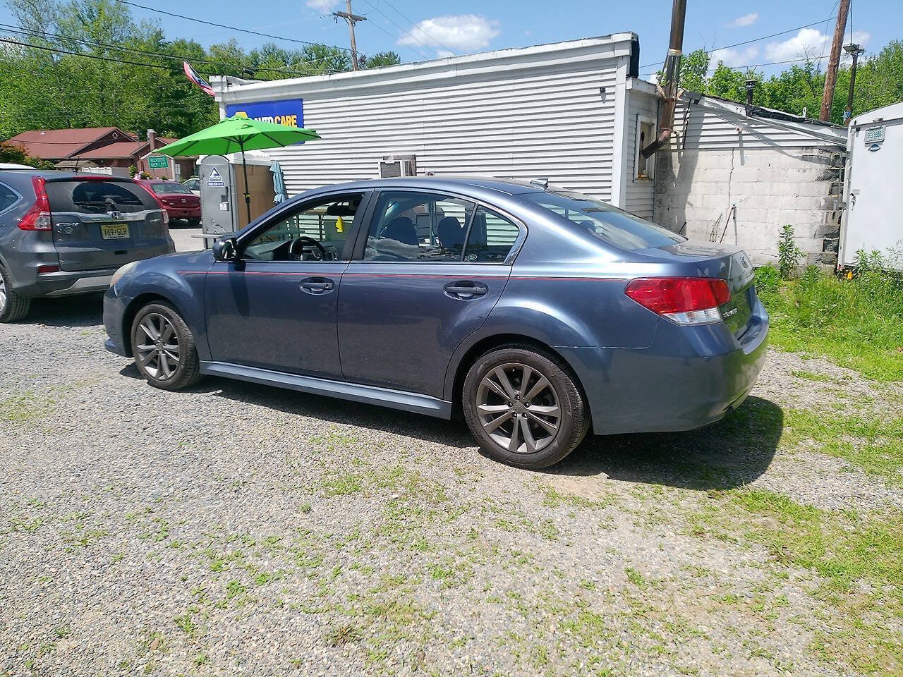 Used 2014 Subaru Legacy 2.5i Premium AWD/4WD image 6
