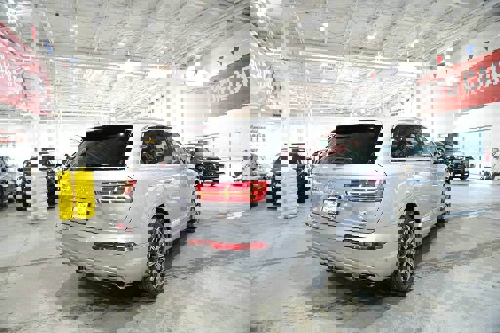 Used 2017 Audi Q7 3.0T Prestige image 12