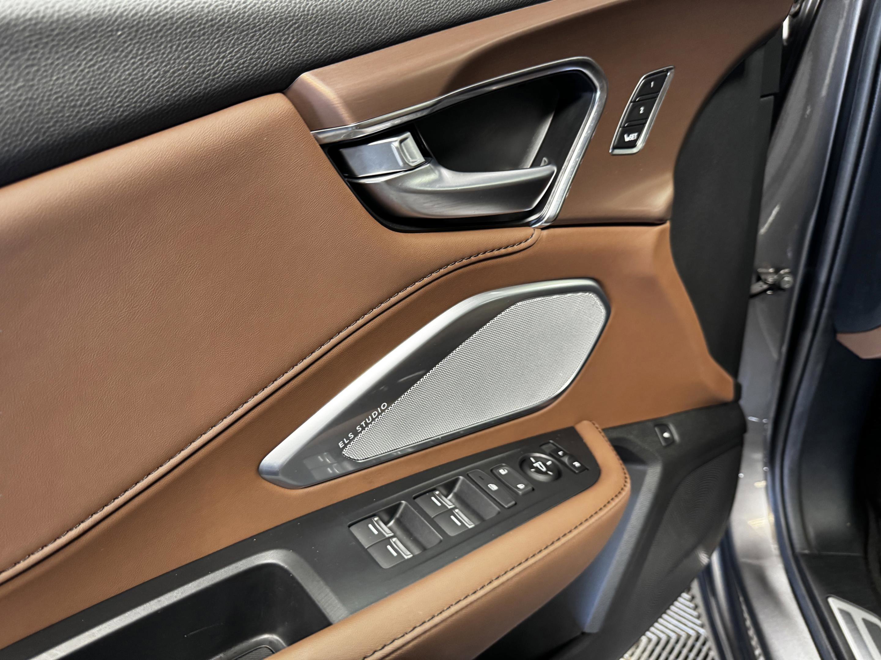 Certified 2025 Acura RDX SH-AWD w/ Technology Package image 32