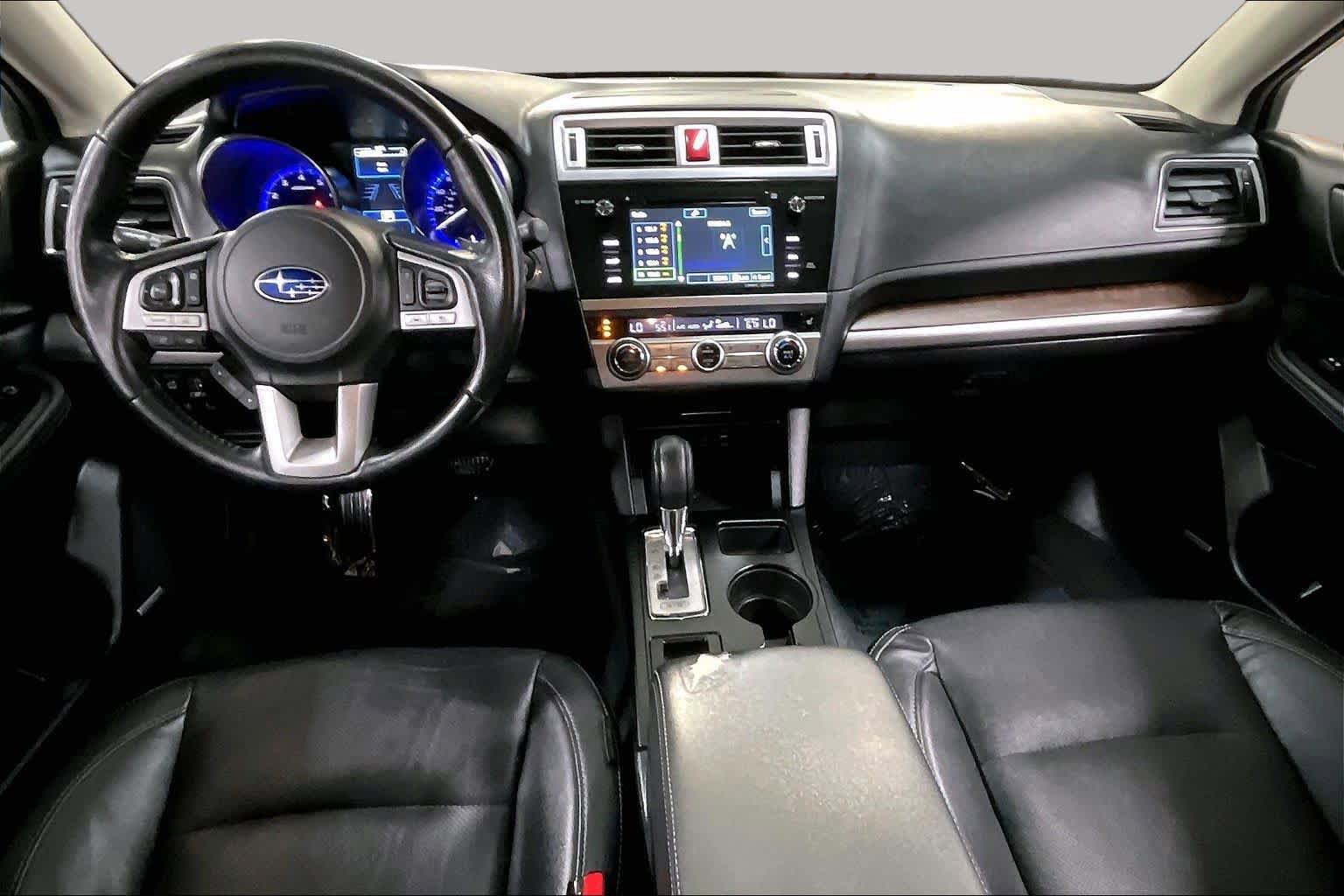 Used 2016 Subaru Outback 3.6R Limited AWD/4WD image 16
