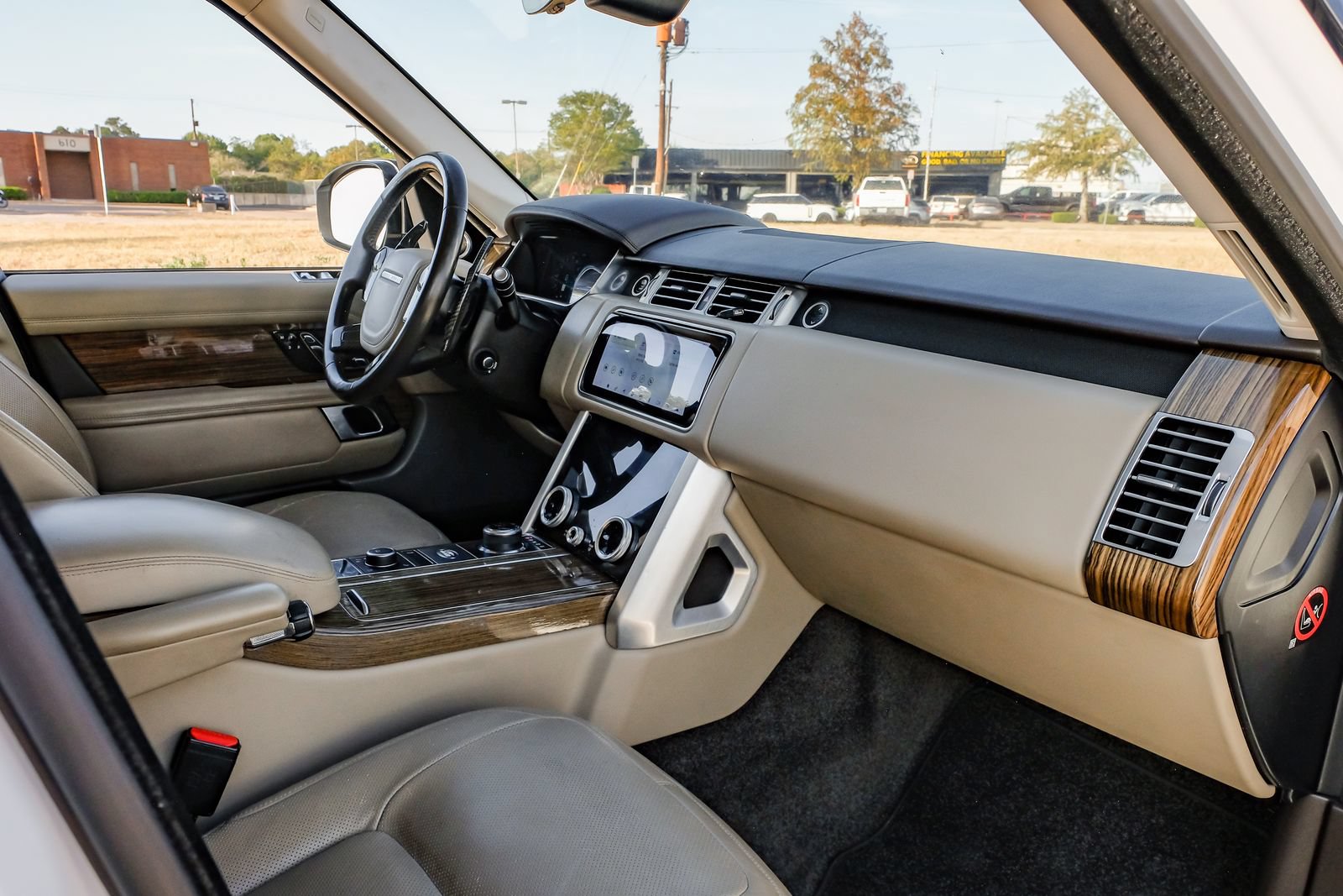 Used 2018 Land Rover Range Rover Supercharged AWD/4WD image 15