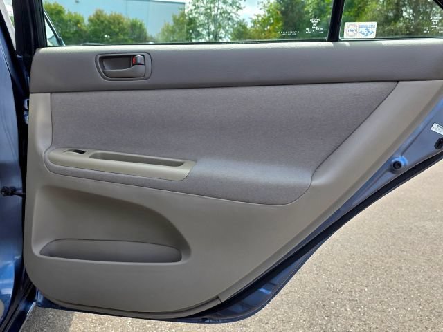 Used 2004 Toyota Camry FWD image 52