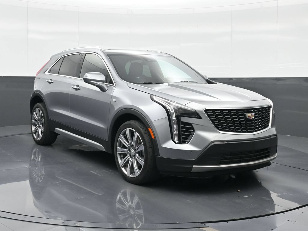 Certified 2023 Cadillac XT4 Premium Luxury FWD image 4