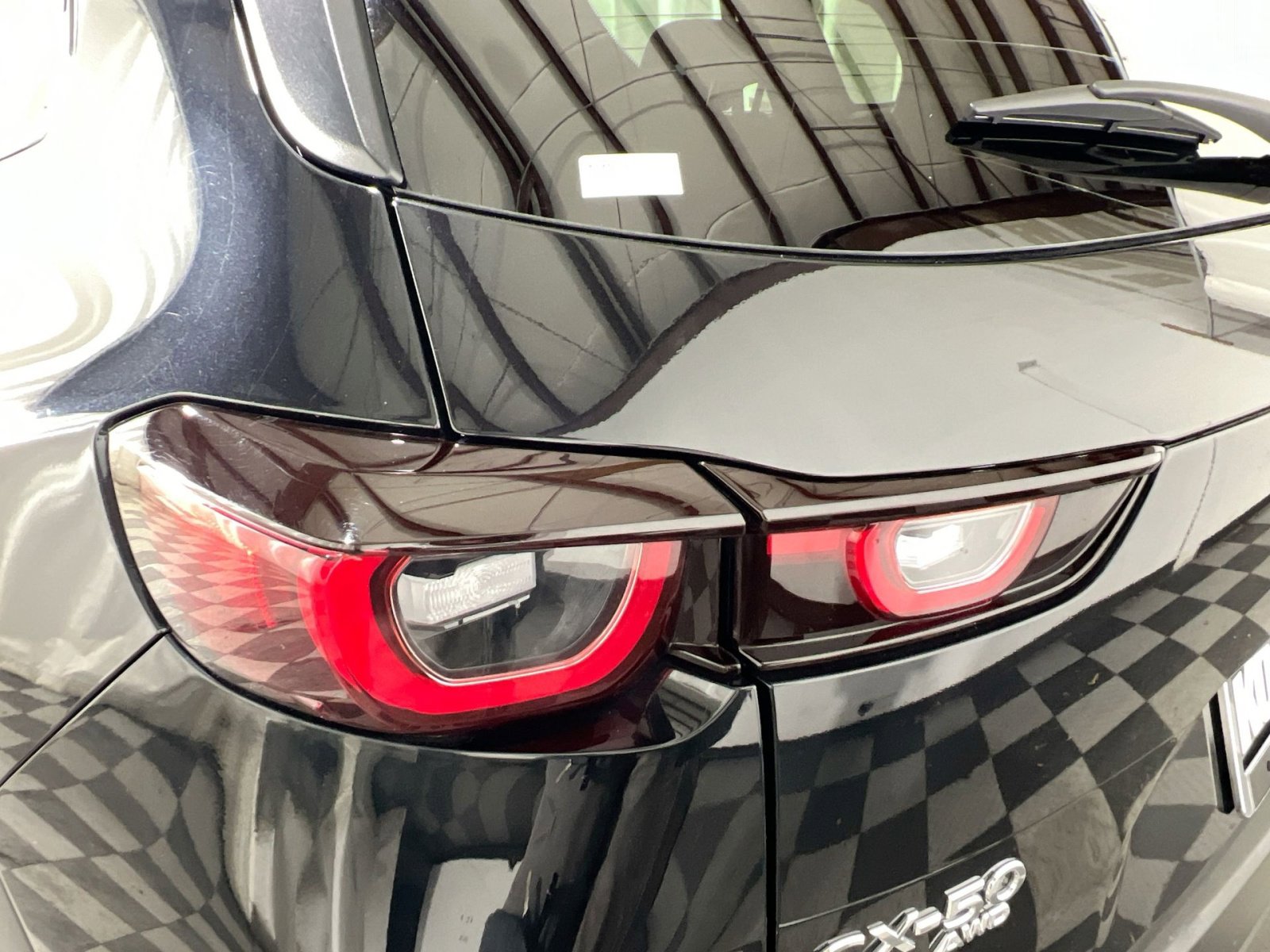 Used 2025 MAZDA CX-50 AWD 2.5 S w/ Premium Plus Pkg image 16
