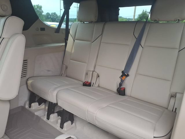 Used 2023 Cadillac Escalade ESV Premium Luxury AWD/4WD image 20