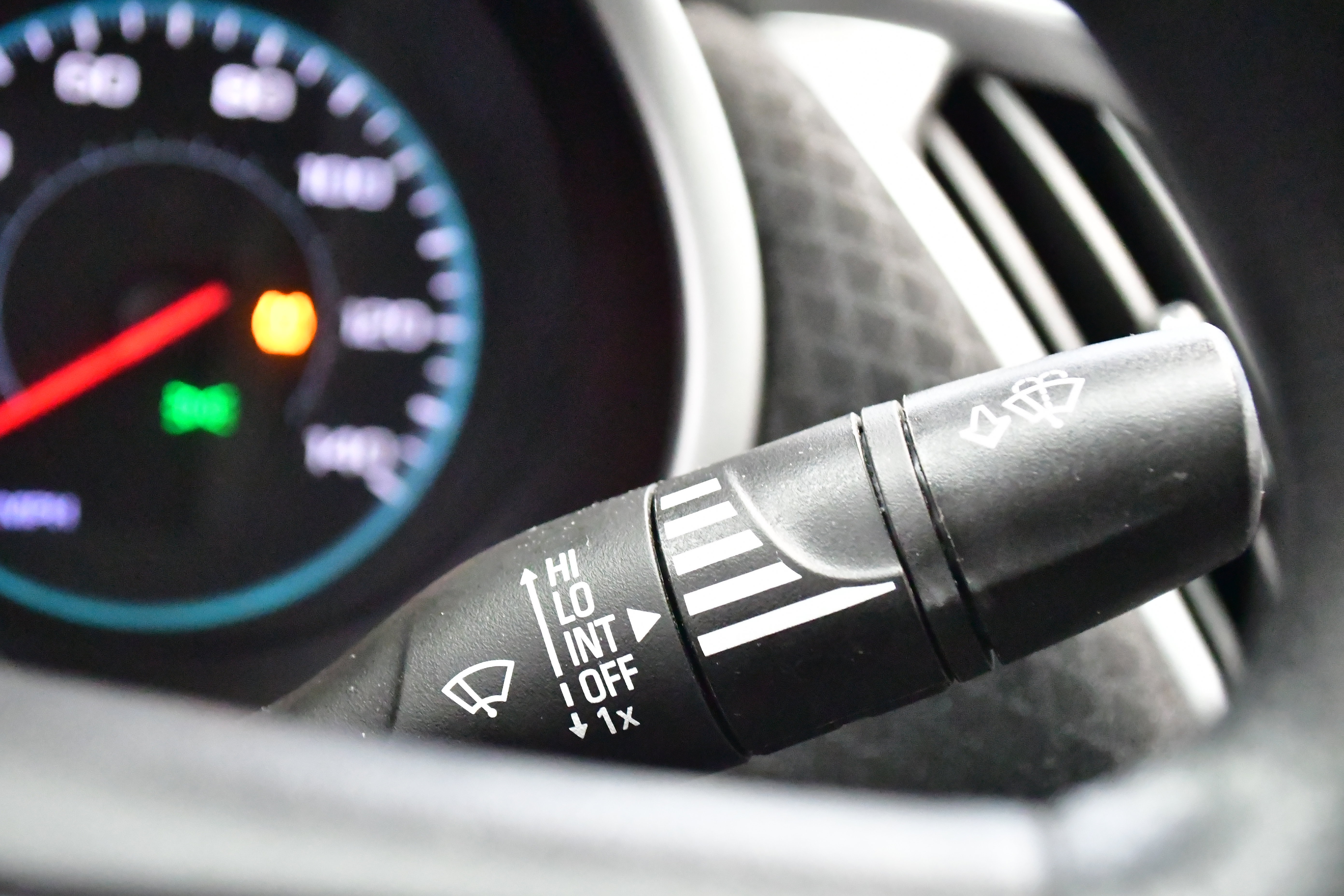 Used 2024 Chevrolet Malibu LT image 38