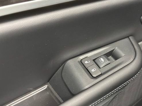 New 2026 Jeep Grand Cherokee Limited w/ Luxury Tech Group II AWD/4WD image 20
