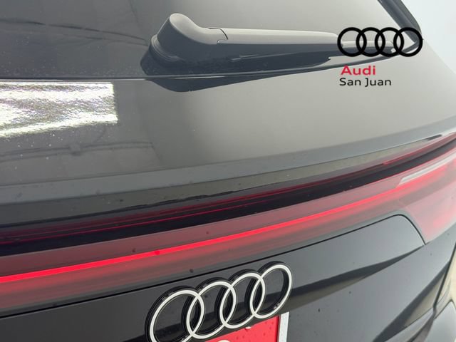 Certified 2025 Audi Q8 Premium w/ Convenience Package AWD/4WD image 11