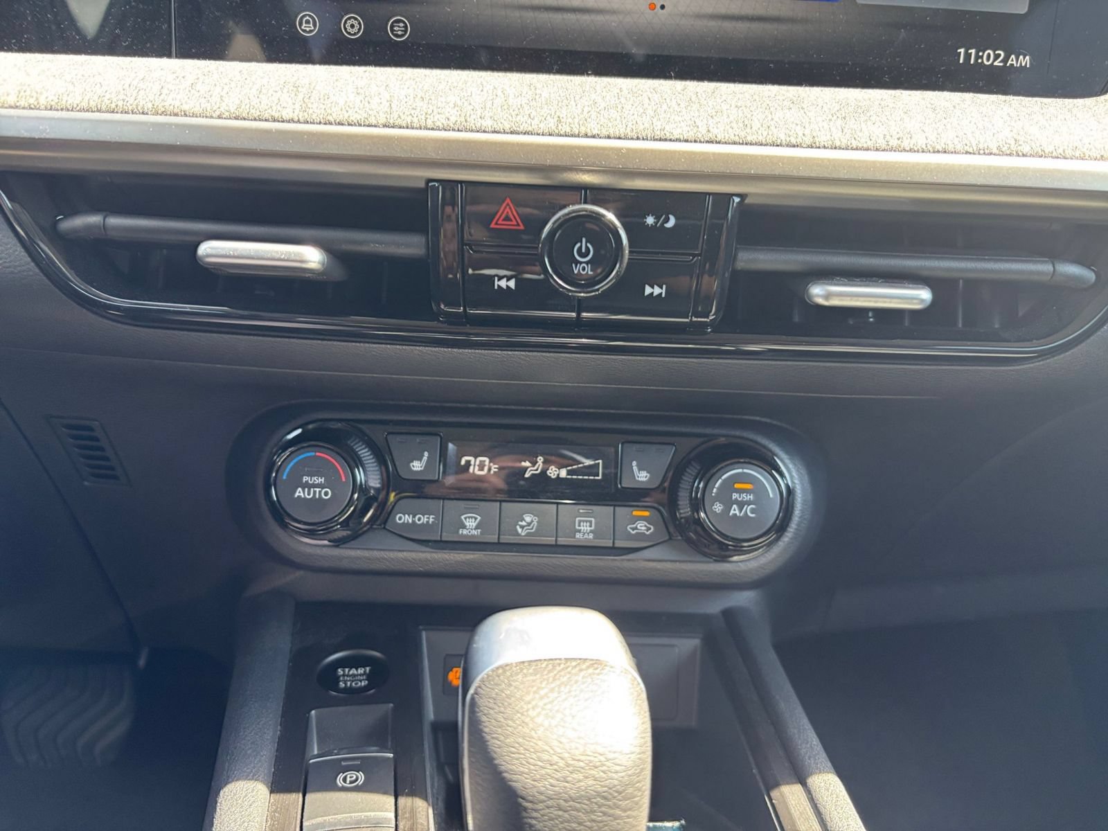 Used 2026 Nissan Kicks SV w/ Cold Weather Package AWD/4WD image 14