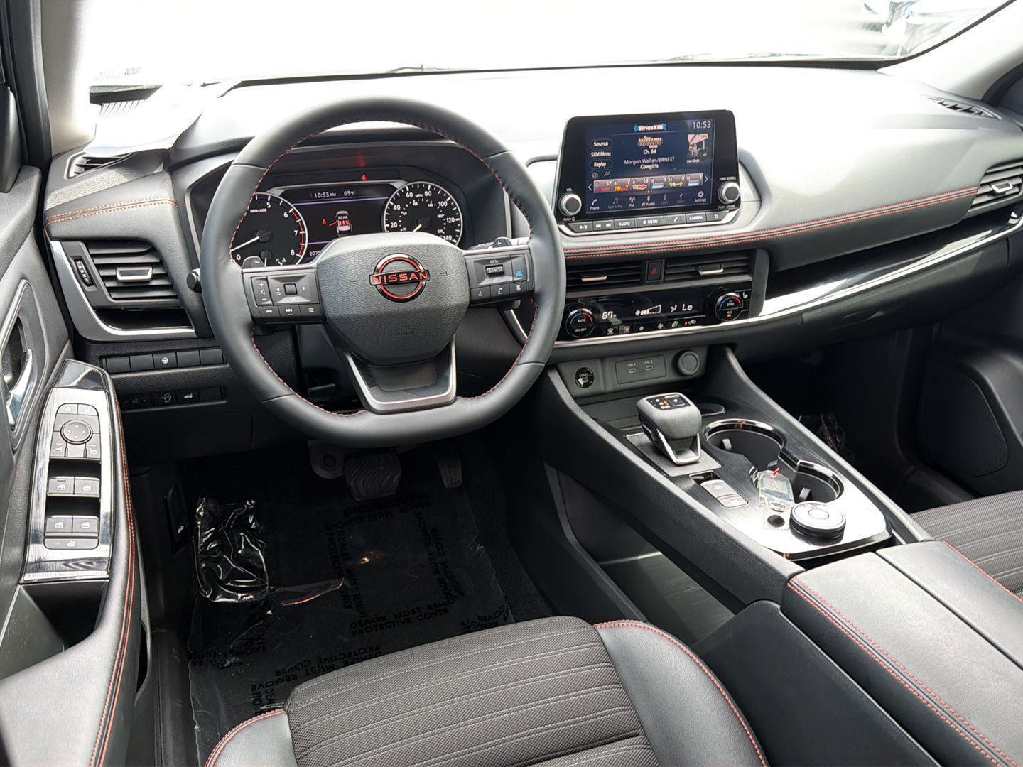 Used 2025 Nissan Rogue SV AWD/4WD image 18