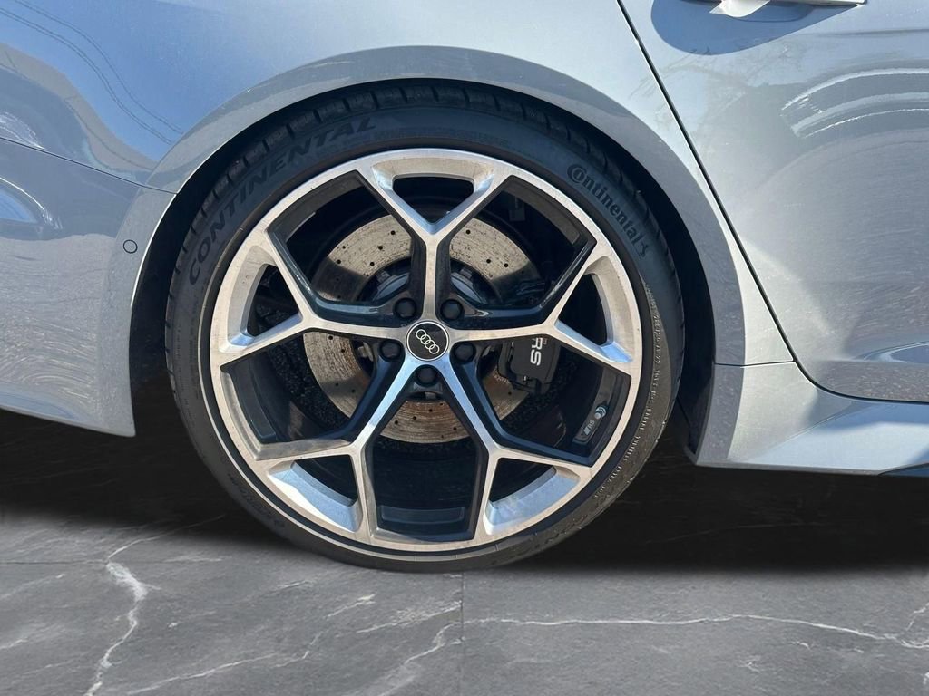 Used 2025 Audi RS 6 performance image 38