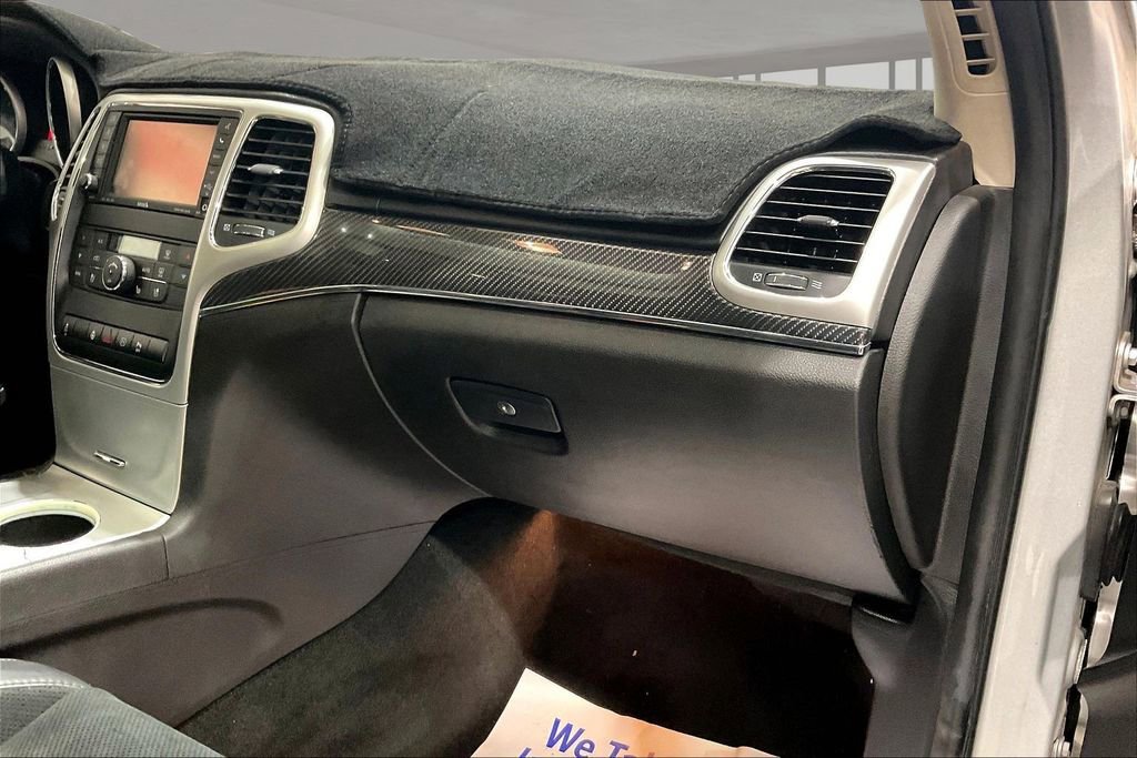 Used 2012 Jeep Grand Cherokee SRT8 w/ Luxury Group II image 17