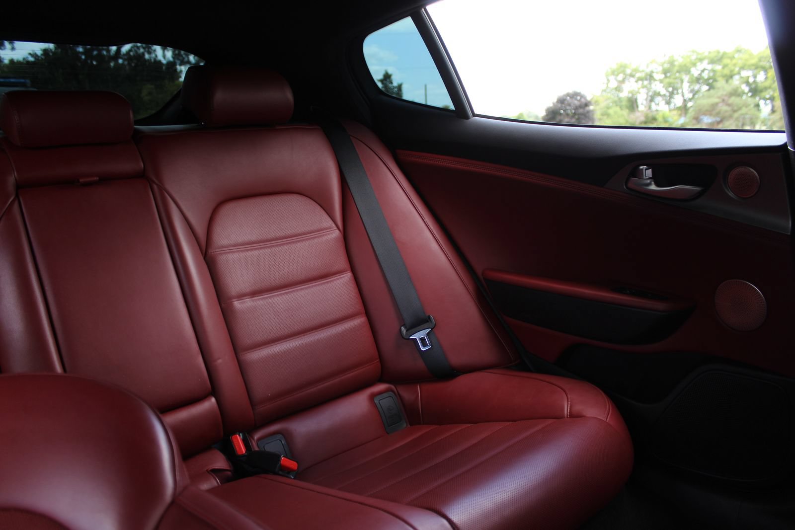 Used 2021 Kia Stinger GT2 RWD image 14