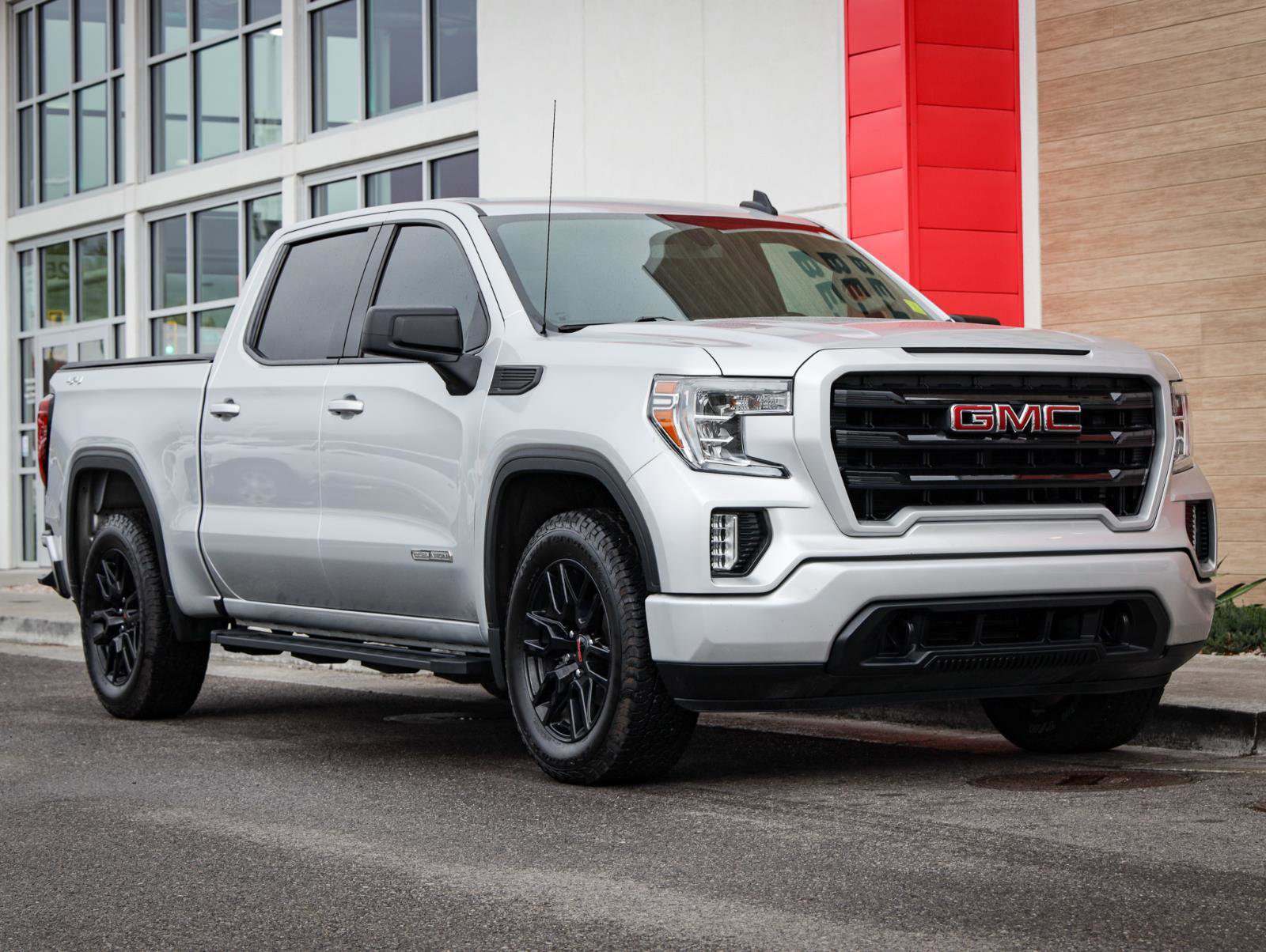Used 2020 GMC Sierra 1500 Elevation AWD/4WD image 1
