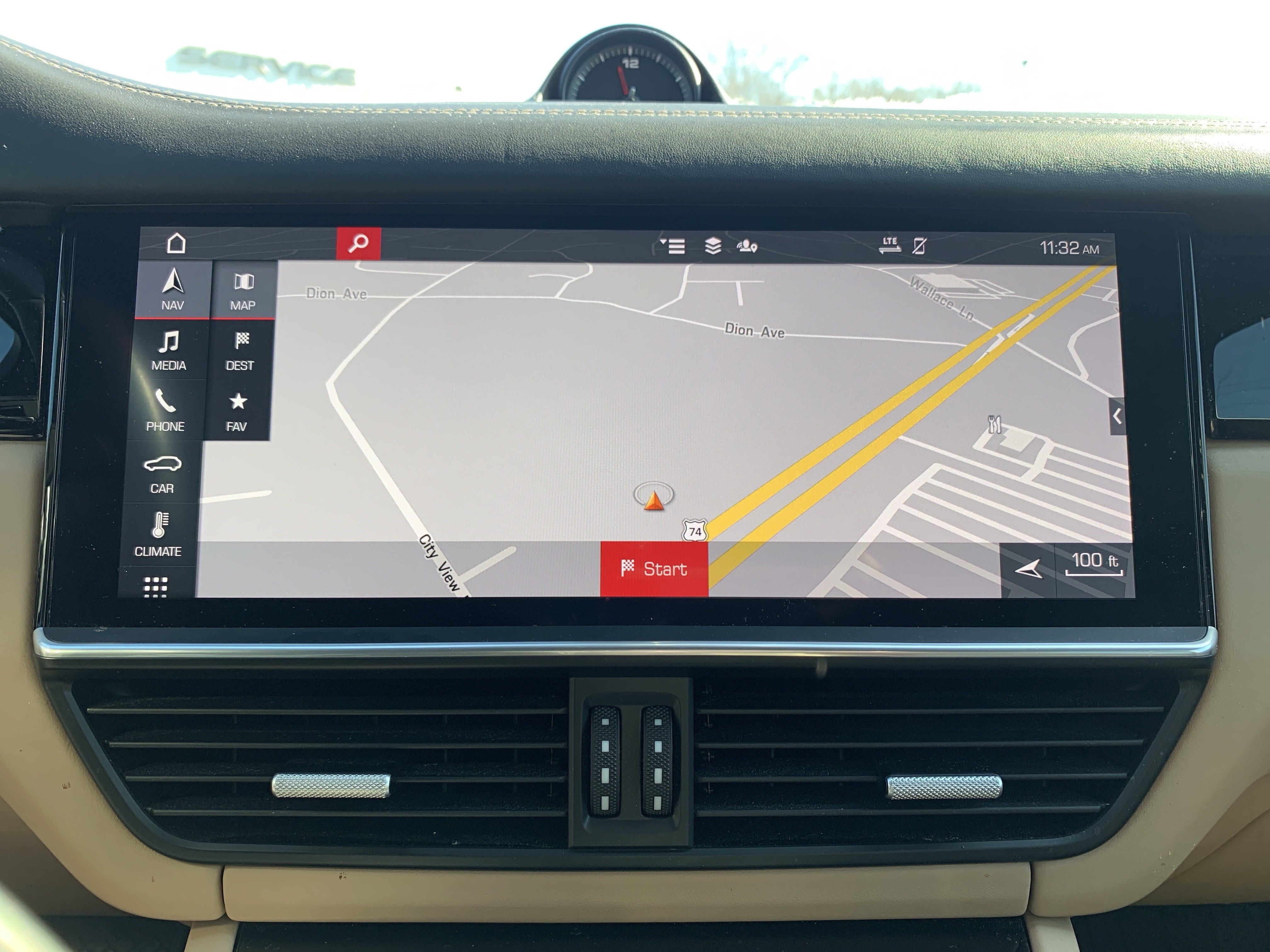 Used 2020 Porsche Cayenne image 24