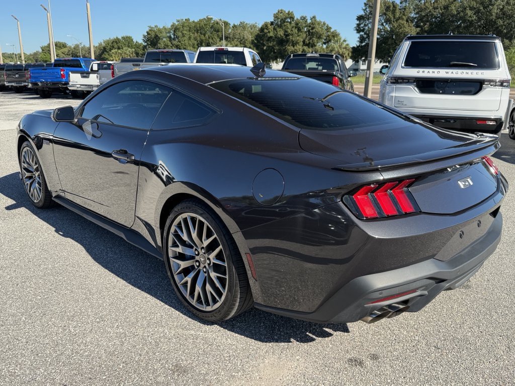 Used 2024 Ford Mustang GT Premium RWD image 7