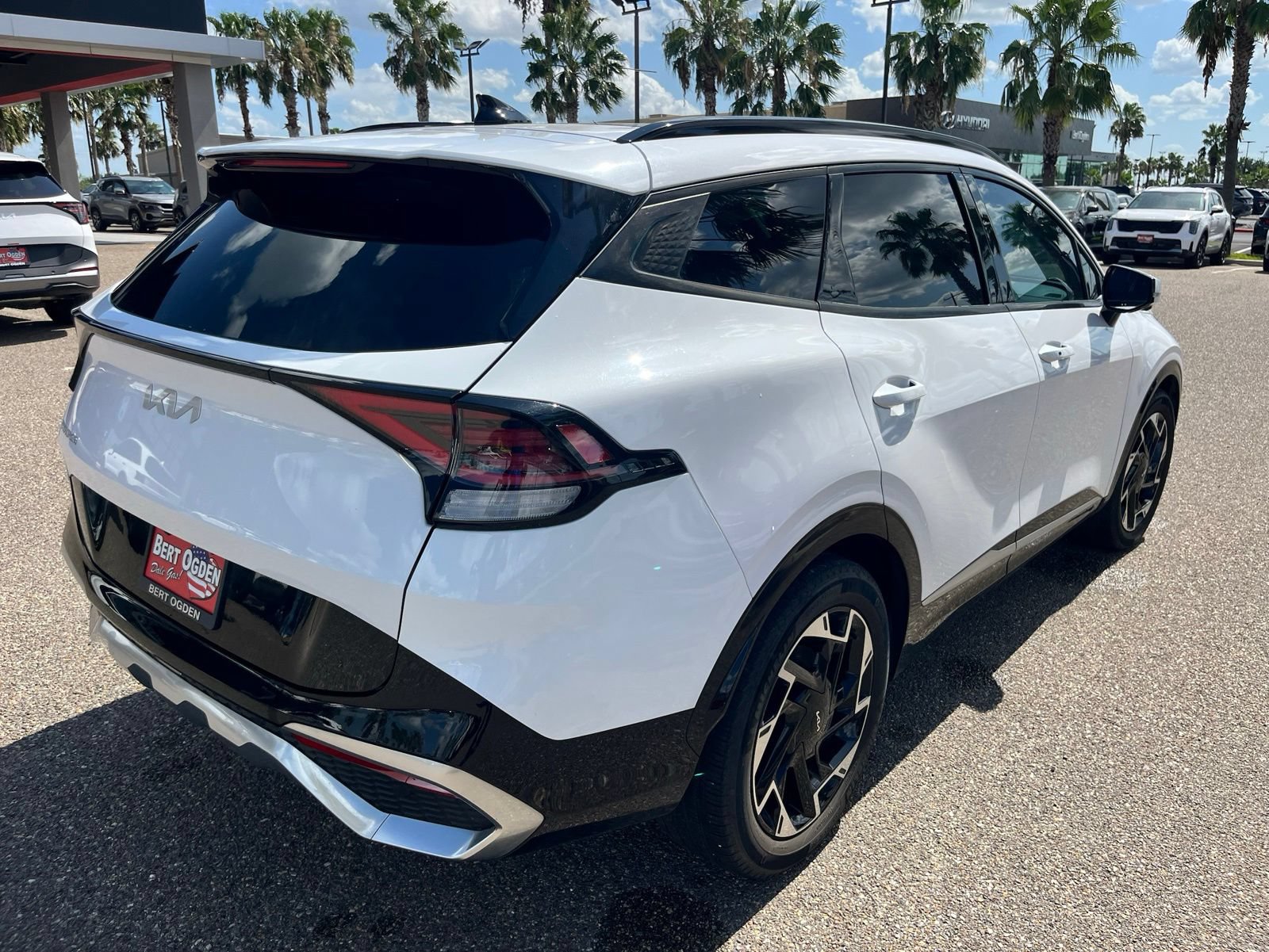 Used 2023 Kia Sportage SX FWD image 4